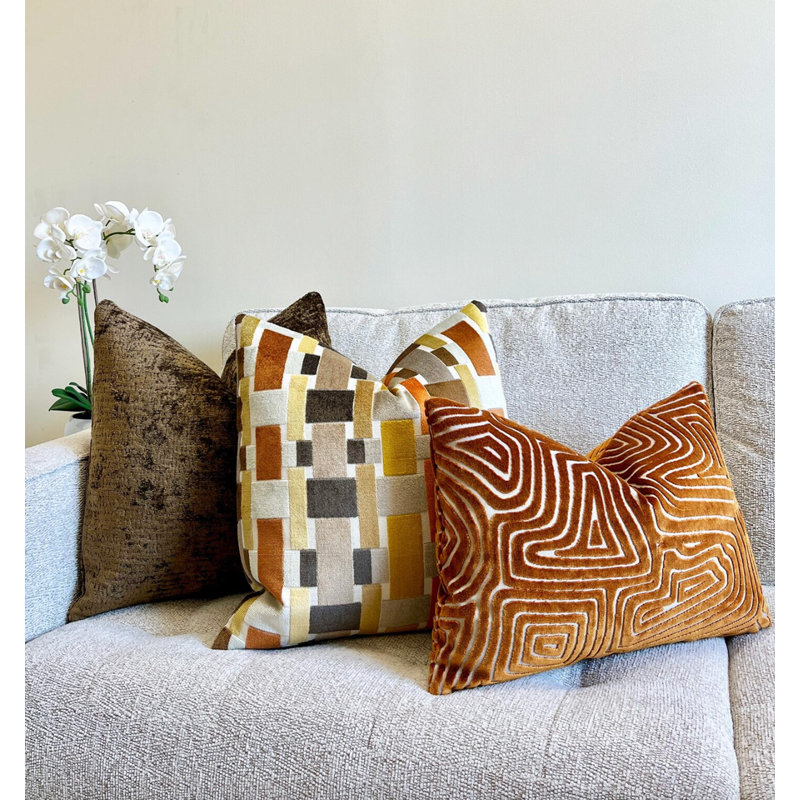 Housse de coussin en velours Ava, Géométrique brun clair, H 20 po x l 20 po