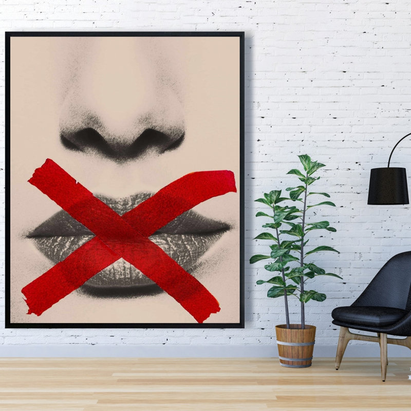 «Grayscale Lips With A Red X» sur toile