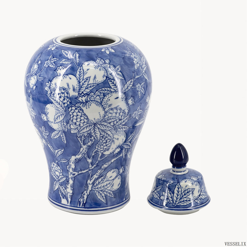 D8,3 po x 14,6 po en porcelaine bleue et blanche avec couvercle, urne de rangement décorative pour la table