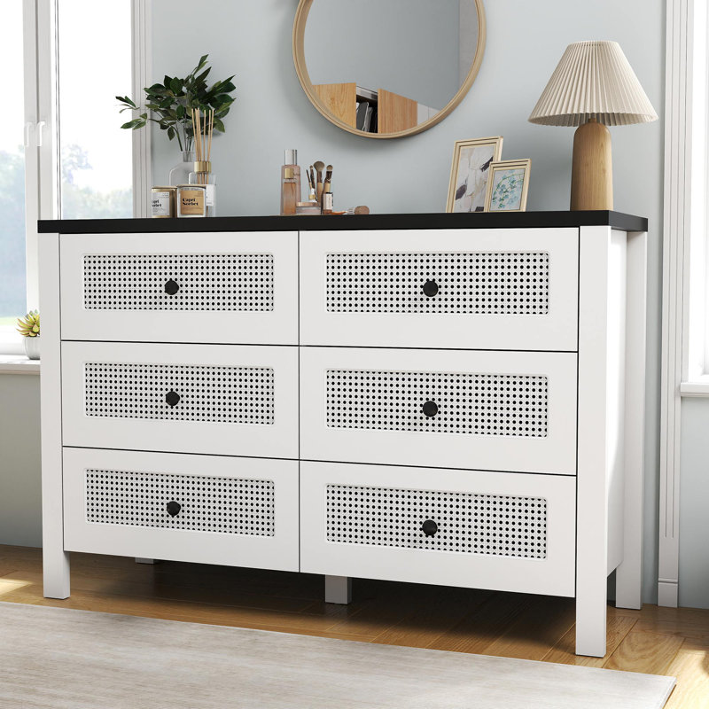 Stylish 6-Drawer Dresser (47'' W )