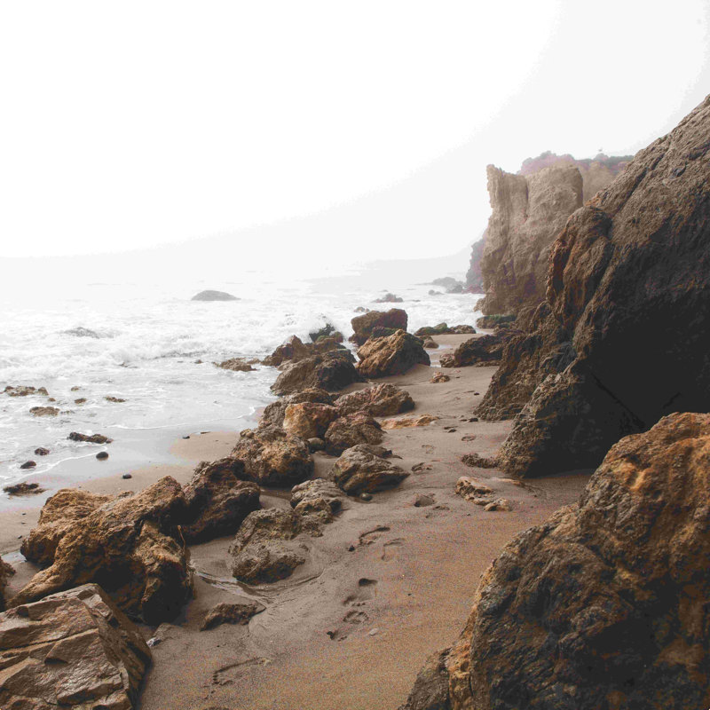 «Malibu Coast» par Catherine McDonald - impression, H 12 po x l 12 po, Toile tendue, Non