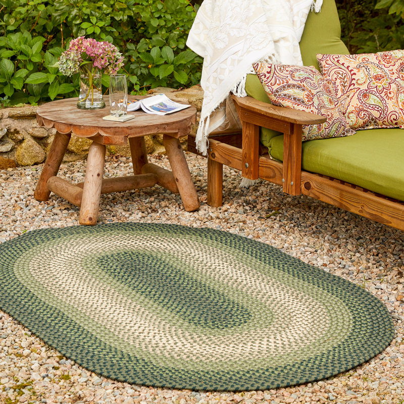 Tapis intérieur / extérieur vert tressé à la main Enos, Ovale 5 pi x 8 pi