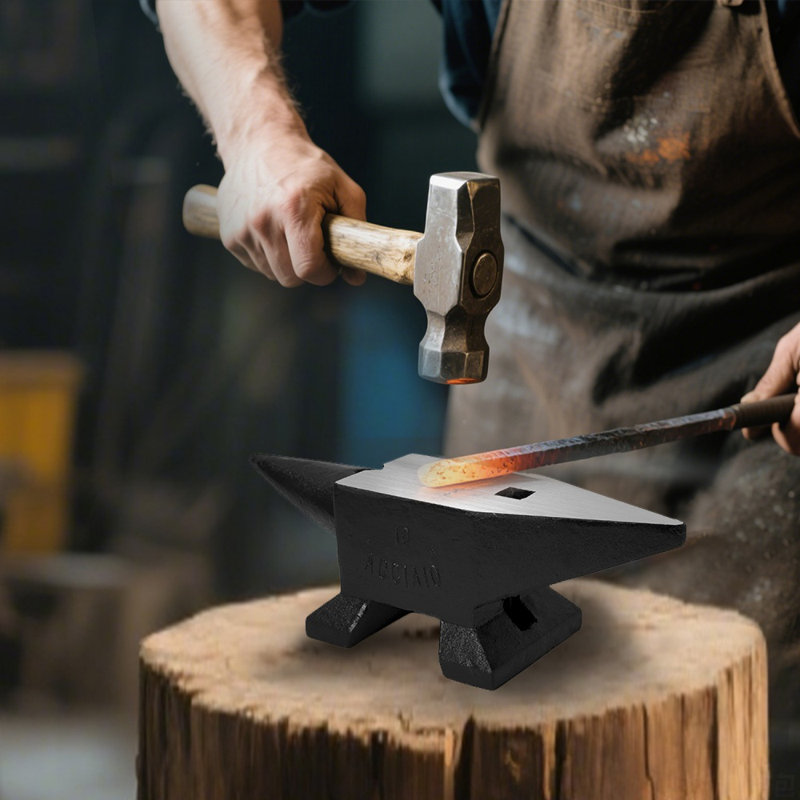 22 lb (10 kg) enclume à corne simple - acier moulé de haute dureté avec grand comptoir et base stable pour le travail des métaux