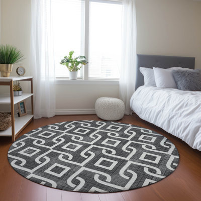 Kaylani Washable Geometric Indoor / Outdoor Rug