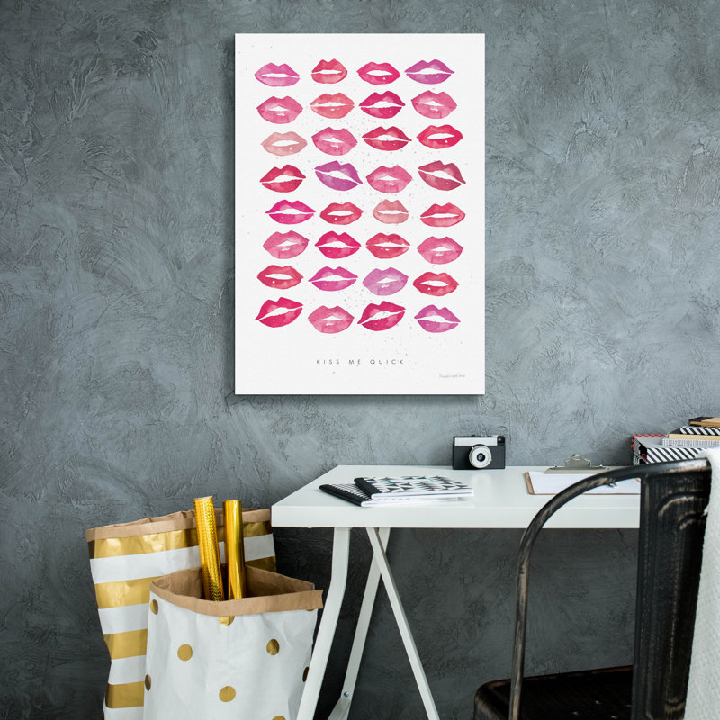 Toile épique Graffiti «Kiss Me Quick Pink» par Mercedes Lopez, 18 po x 26 po, H 26 po x l 18 po x P 0,75 po