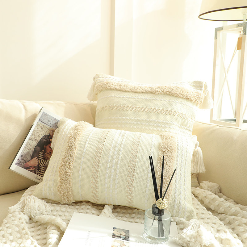 Housse de coussin Boho Chic, touffetée brodée de pampilles, décoration de style bohémien, H 18 po x l 18 po
