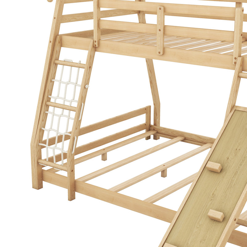 Lit superposé simple au-dessus d'un grand lit avec filets d'escalade et rampe - Sécuritaire pour les installations, améliorez votre espace