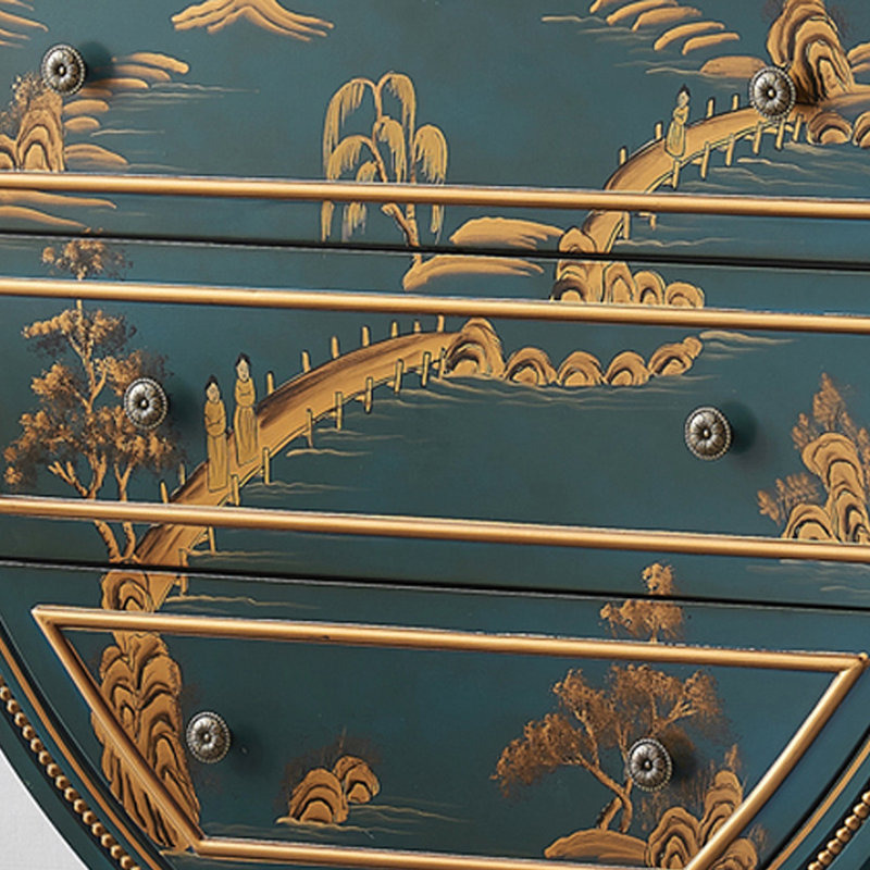 American Country Style U-shaped Accent Chest. Accent Chest