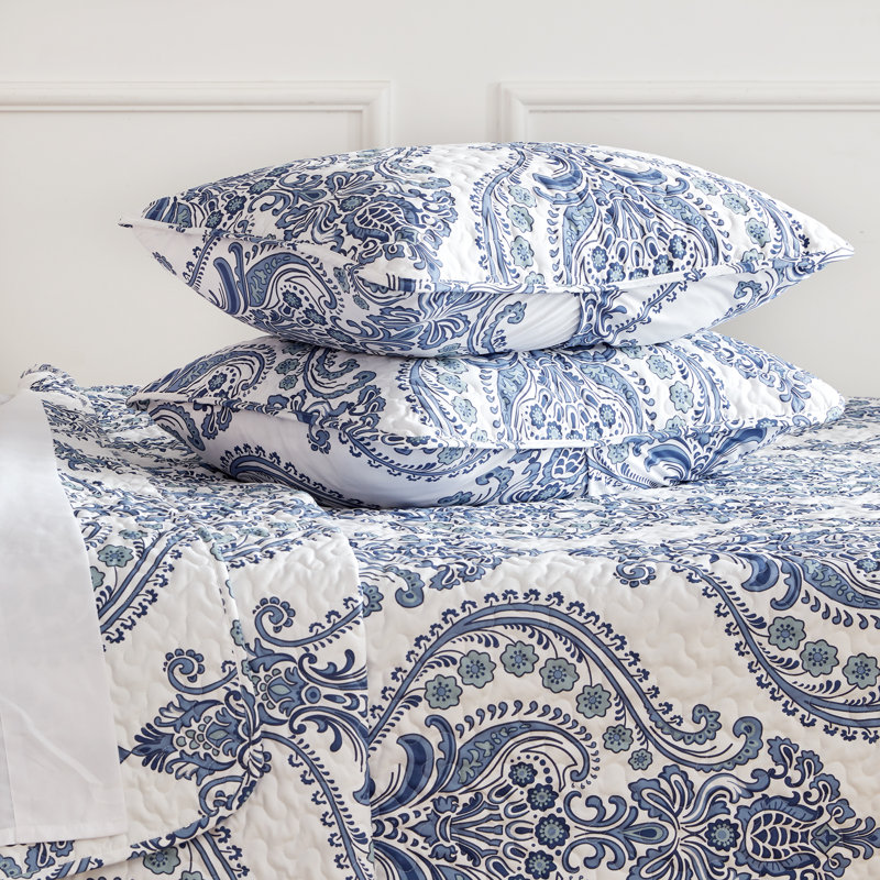 Twill Damask Quilt Set, King Quilt + 2 Shams