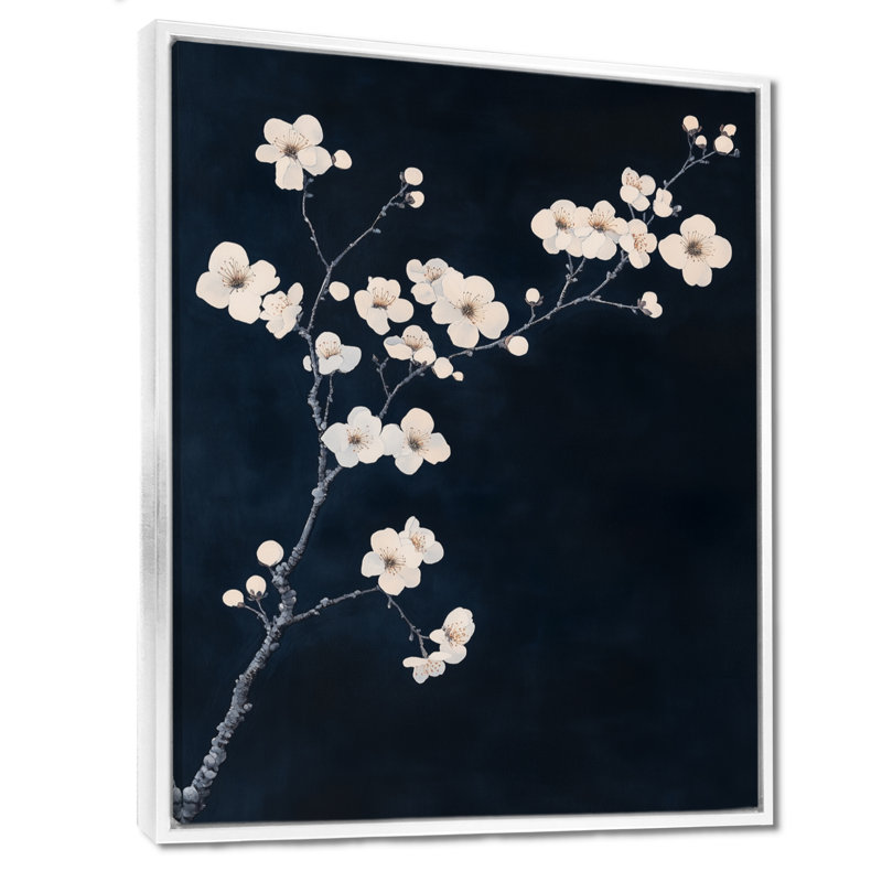 Indigo Night Bloom II - Tableau encadré sur toile « Fleurs du printemps », H 20 po x l 12 po, Cadre flottant blanc