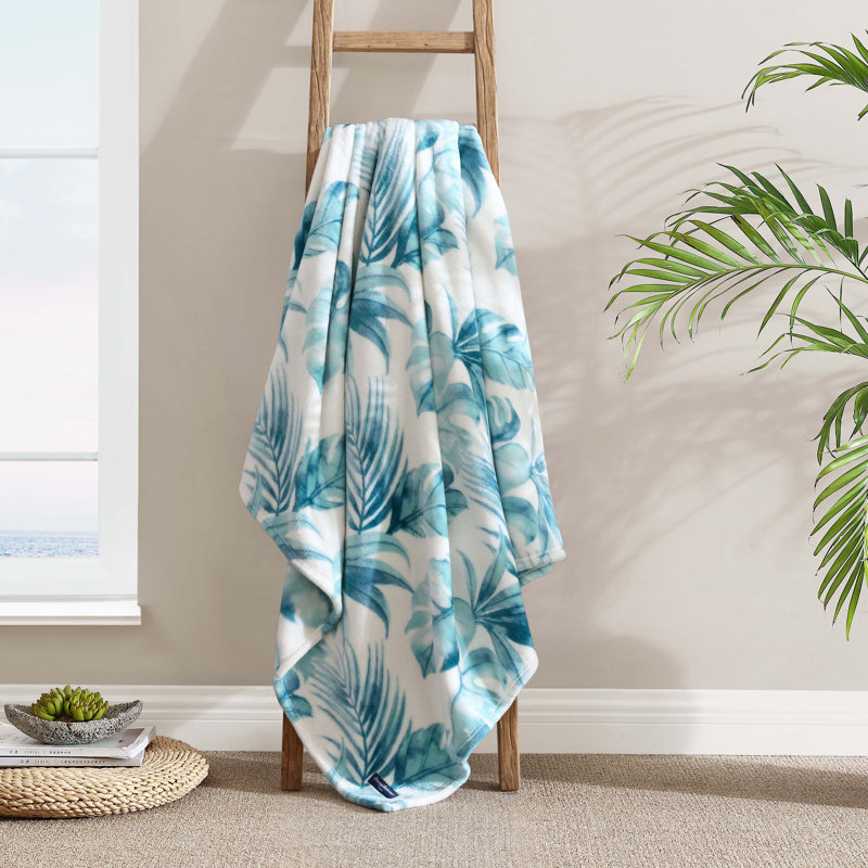 Tommy Bahama Serenity Palms Cotton Aqua King Sham, Waimea Bay - vert