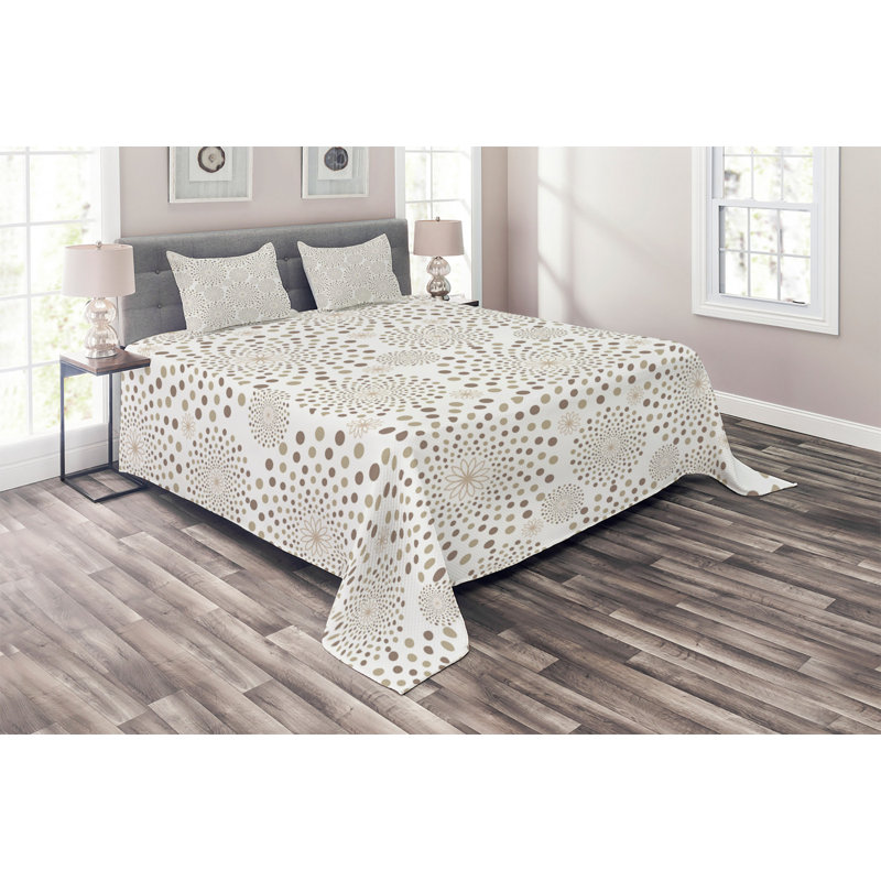Polyester Dots Coverlet, King Bedspread + 2 Shams
