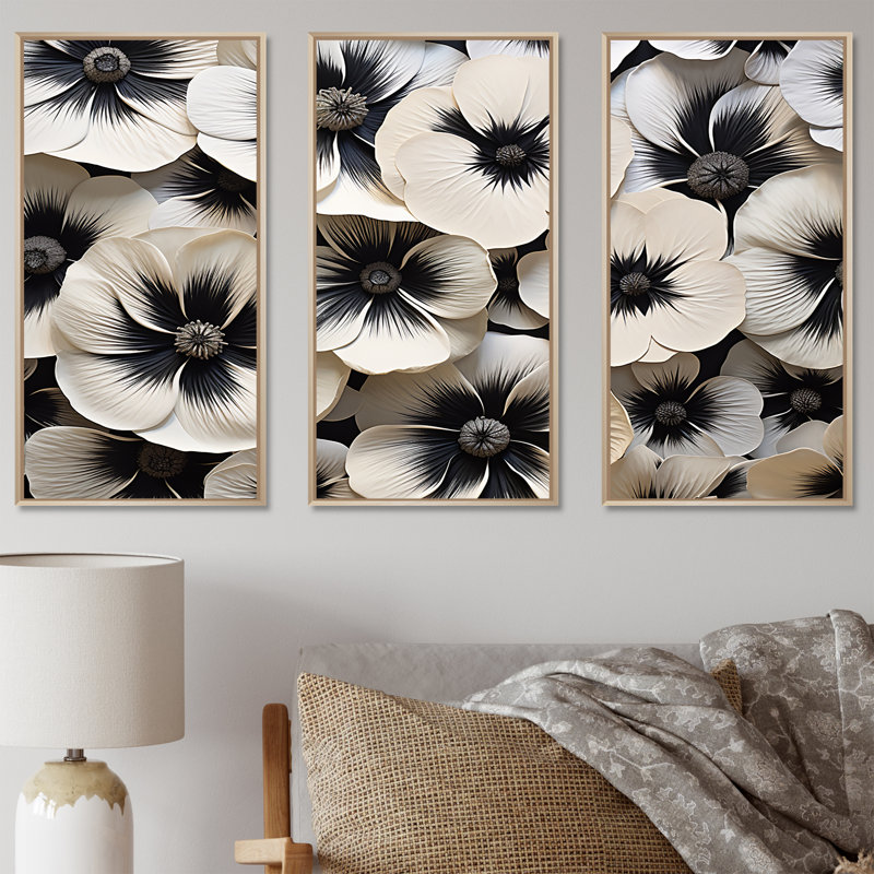 «White and Back Pansy Harmony I - Pansies», ensemble d'art mural sur toile, H 40 po x l 60 po x P 1 po