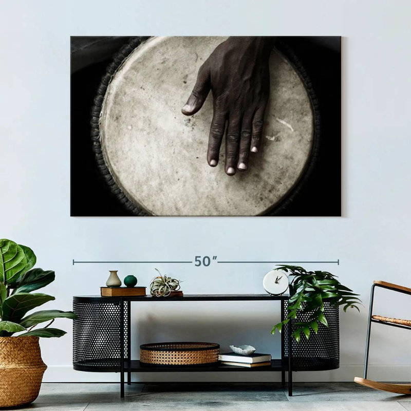 Abarca Djembe Drum Player