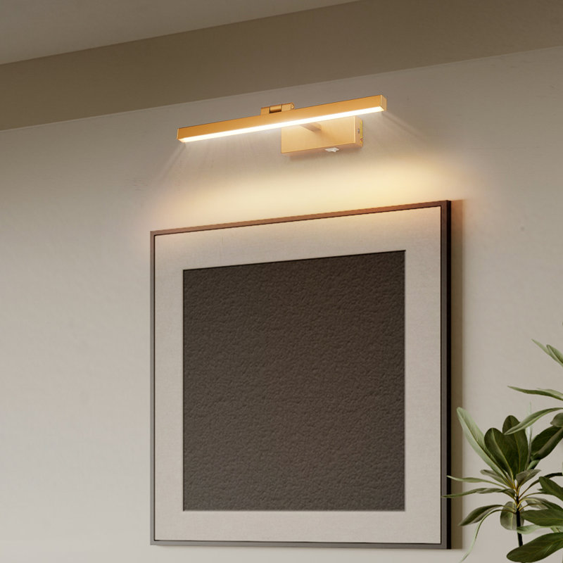 Luminaires de salle de bain dorés de 16 po au-dessus d'un miroir moderne à DEL à intensité variable pour éclairage de salle de bain