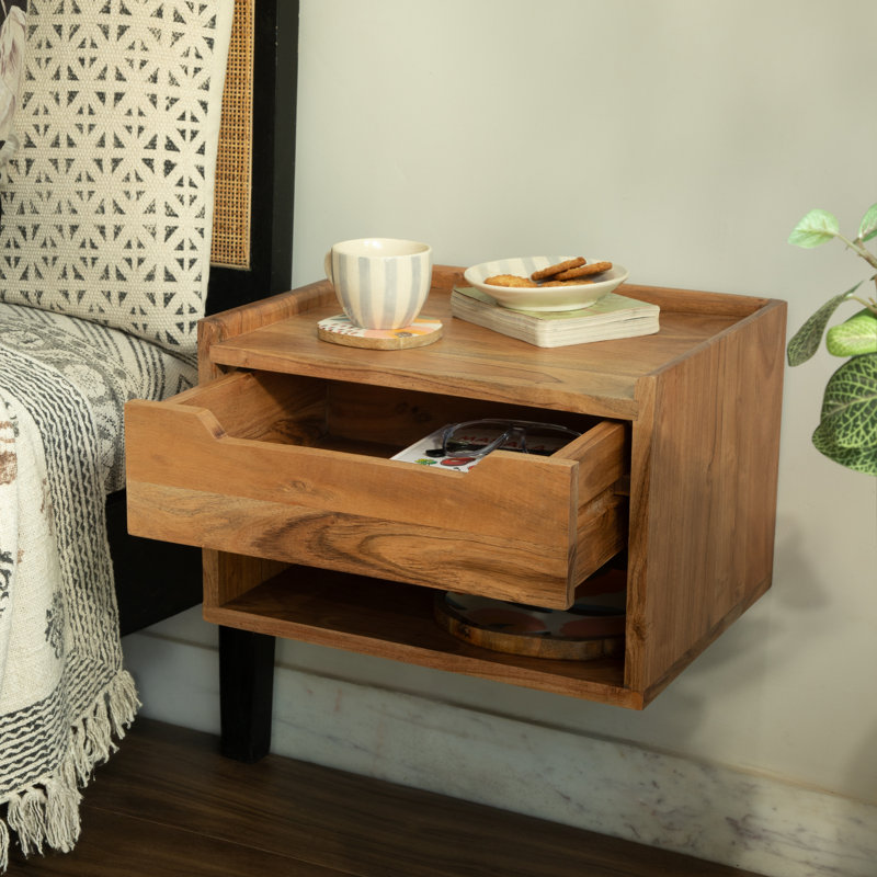 Table de chevet Alina en bois massif avec plateau et rangement ouvert, Brun