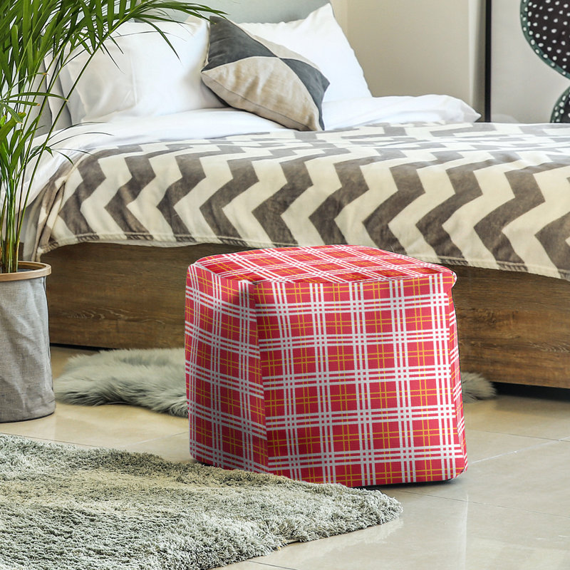 Pouf carré à carreaux Kansas, H 18 po x l 18 po x P 18 po, Mélange de polyester rouge / or / blanc