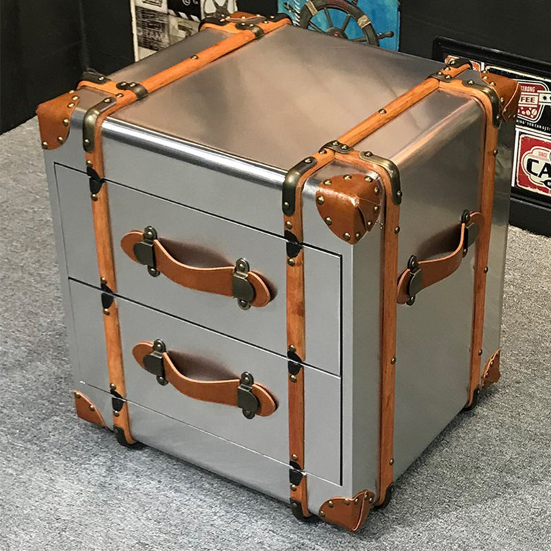 Karitas Accent Chest