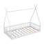 Lit simple en bois avec clôture-554264289