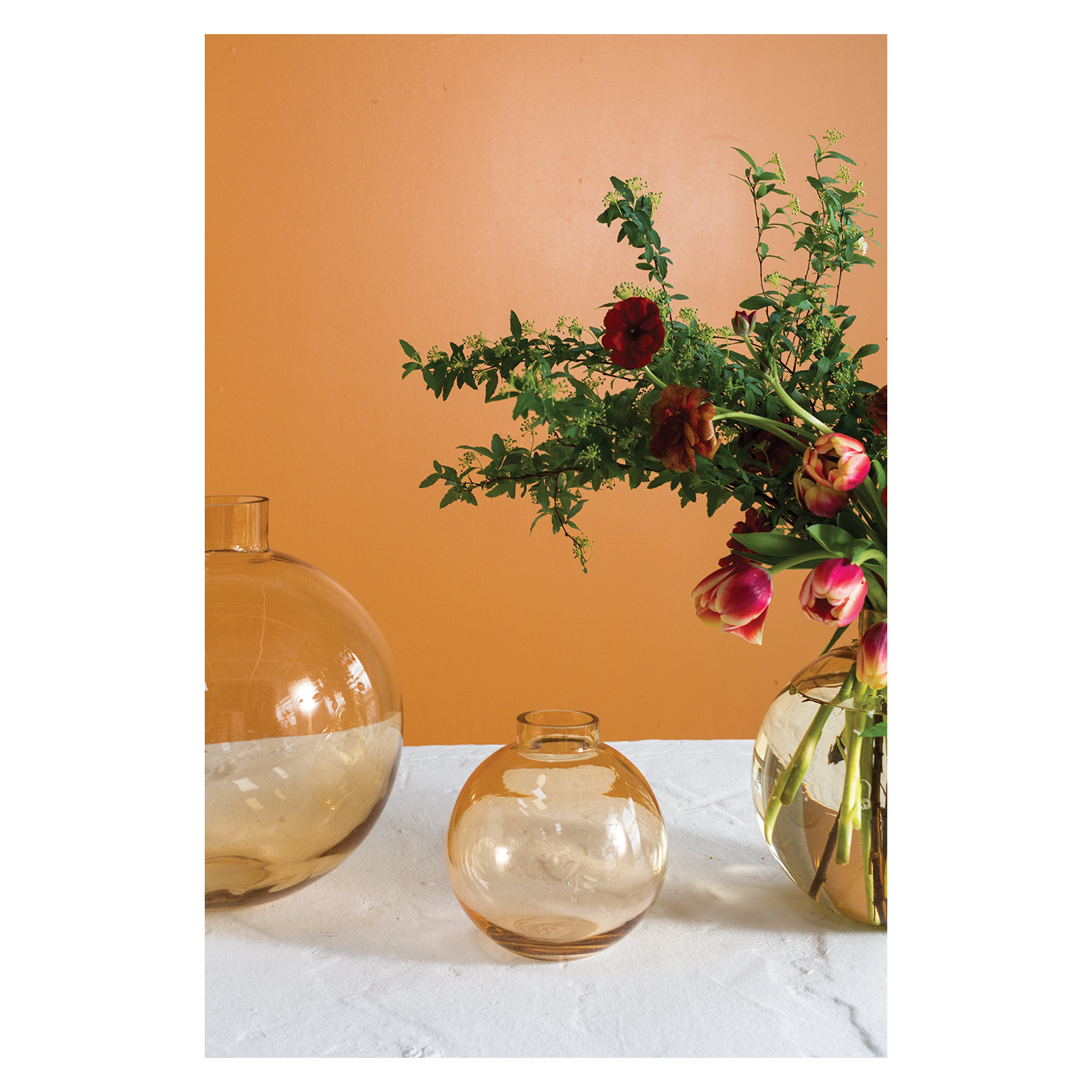 Marajo Handmade Glass Table Vase, 6.75" H x 6.5" W x 6.5" D