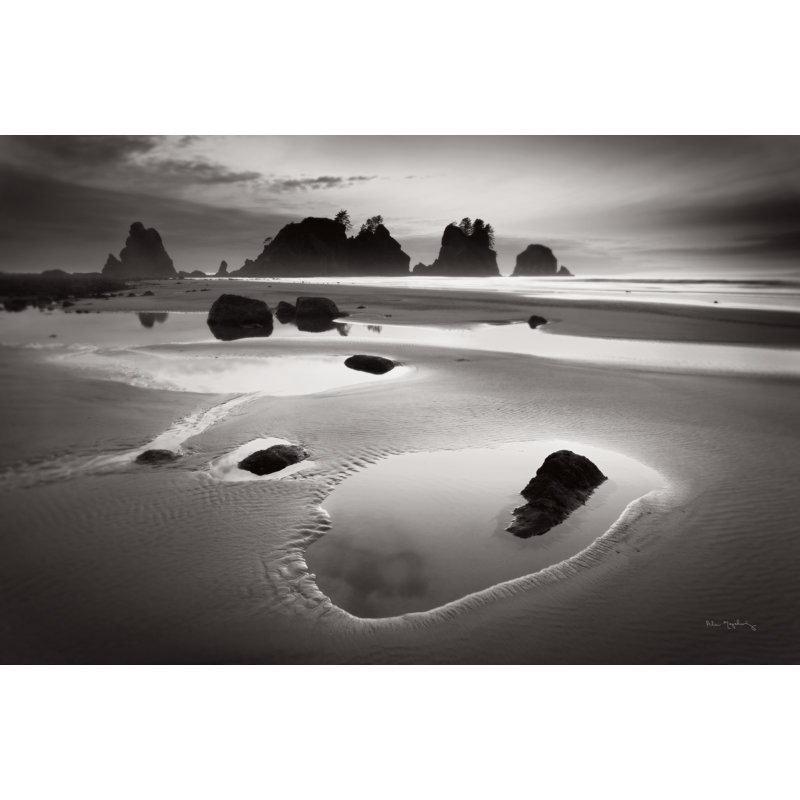 Point Of Arches by Alan Majchrowicz - Wrapped Canvas Print, 30cm H x 46cm W x 3.8cm D