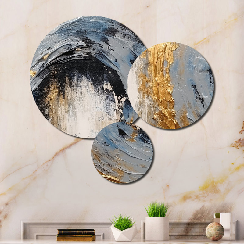Abstract Wall Decor on Metal