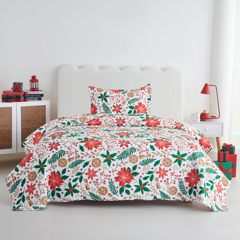 3-piece Black Bear Holiday Stitched Quilt Set, Gray Checkered, King Quilt + 2 King Shams