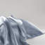 Ensemble de literie pour lit simple en satin - Rides - Beauté. Convient à des matelas de 16 po ou moins. Comprend 1 drap plat, 4 taies d'oreiller et 4 taies décoratives. Magnifique. Drap bleu luxueux. Matelas. Livré avec