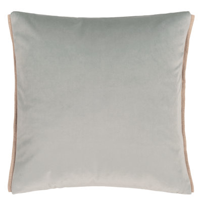 Velluto Decorative Pillow