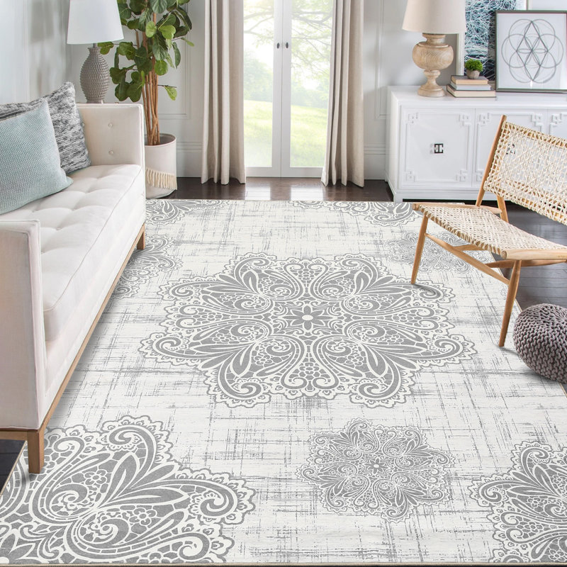 Saruf Washable Floral Indoor Rug, Rectangle 4' x 6'
