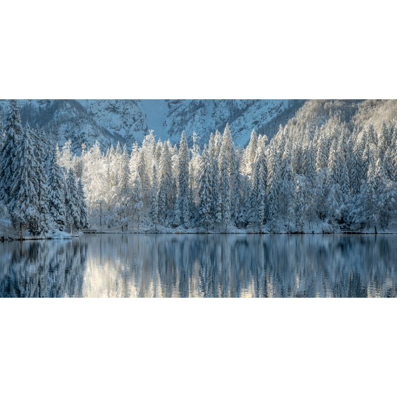 Art mural sur toile Reflections of Winter Lake, 27,5 po x 55 po