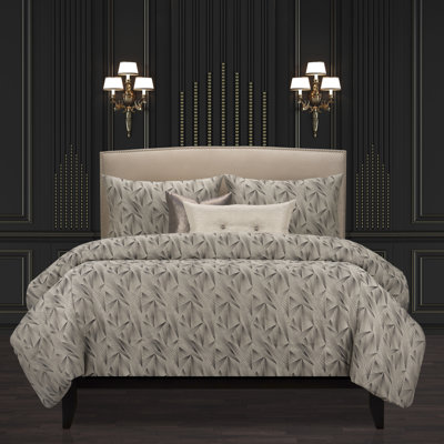 Fine Point Luxury Duvet Cover Set