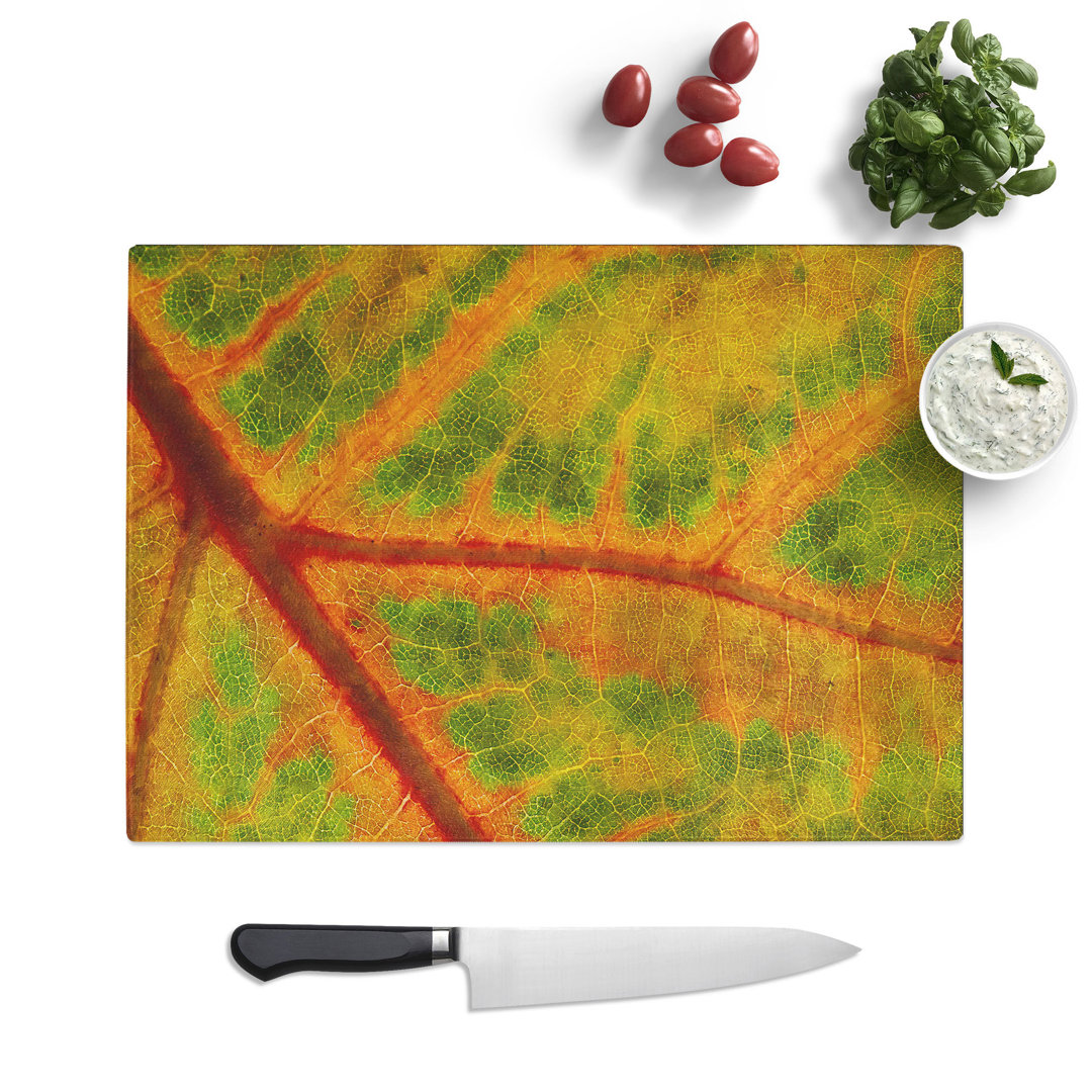 Tempered Glass Map of a Leaf Chopping Board