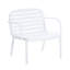 Ensemble de conversation 3 pièces pour l'extérieur - Structure en polypropylène blanc, coussins, 2 fauteuils club et 1, patio assorti, rouille, décoloré avec coussins de style contemporain, léger, respirant