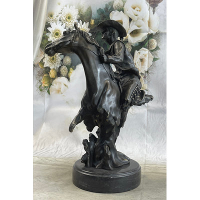 Figurines et sculptures