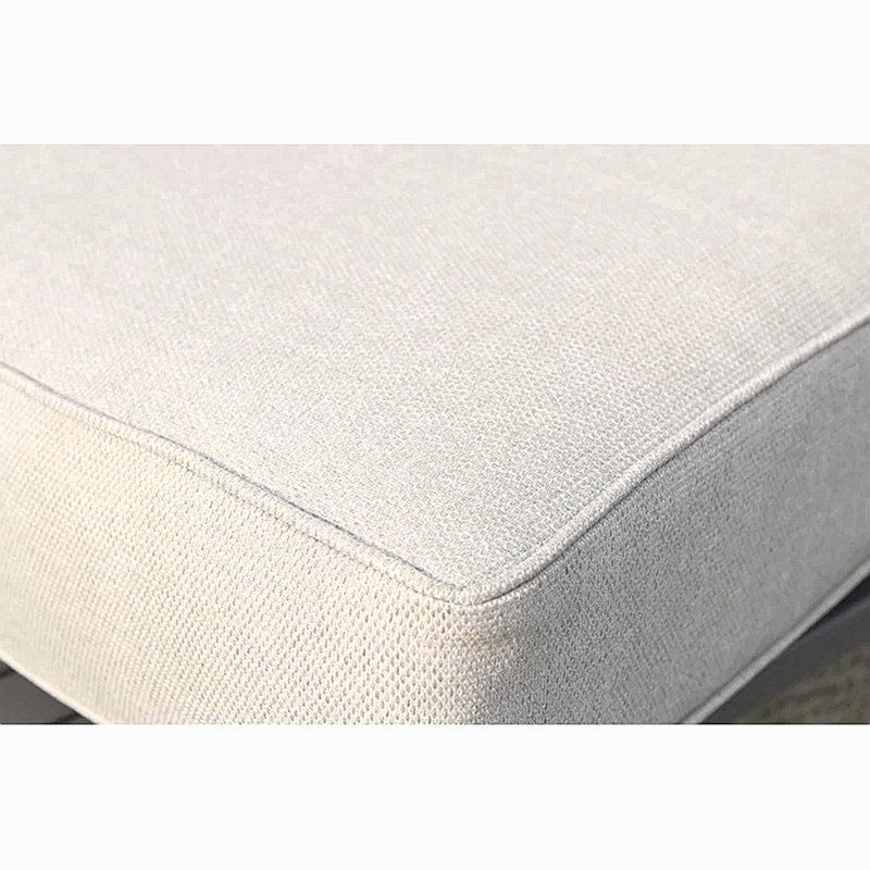 Chaise de patio entièrement assemblée avec coussins, Gris