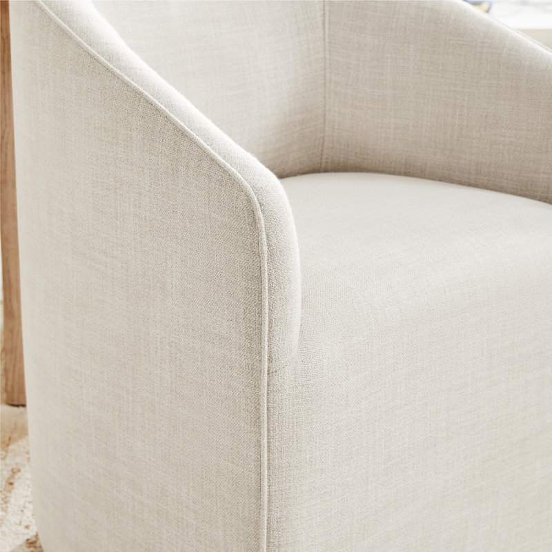 Chaise Concorde, Lin Performance Effie