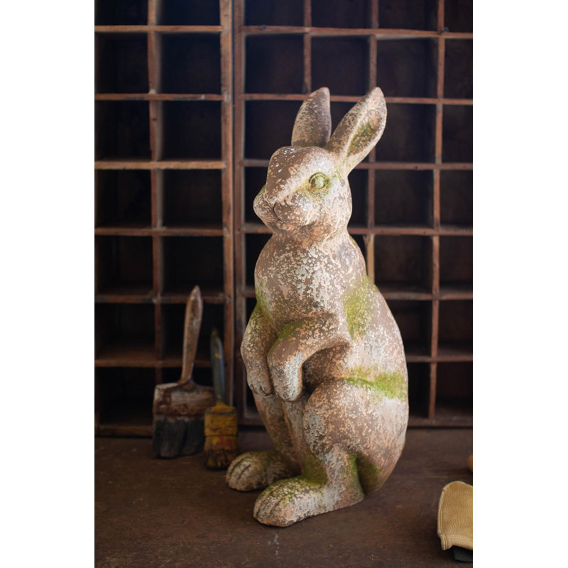  Statue de lapin d'extérieur en résine 23 po H - Shabby Chic Outdoor