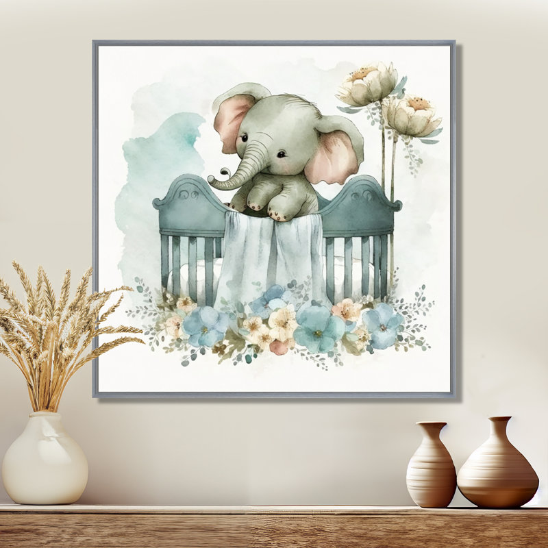 Bébé éléphant dans un lit de bébé avec des fleurs I - Éléphant, art mural, H 24 po x l 24 po, Encadrement argenté