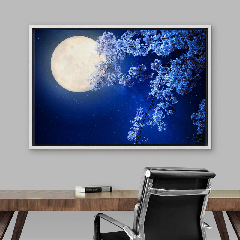 Pleine lune brillante et fleurs en fleurs sur des branches - cadre flottant, impression sur toile, Cadre blanc