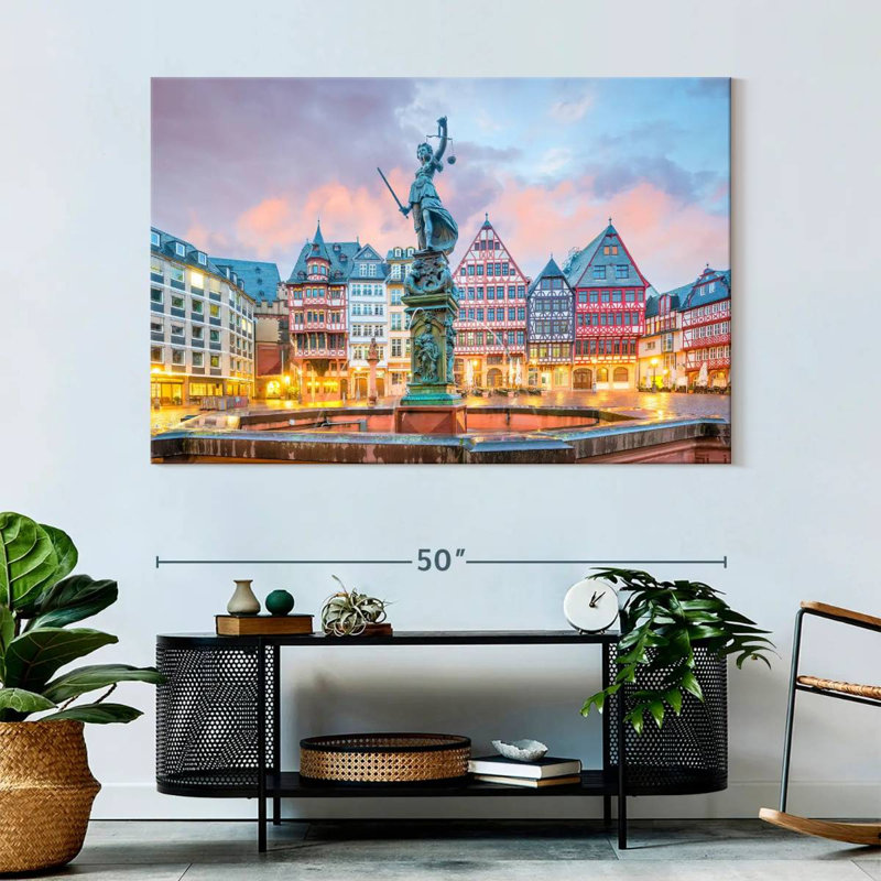 Place Nicci Romerberg, H 34 po x l 51 po