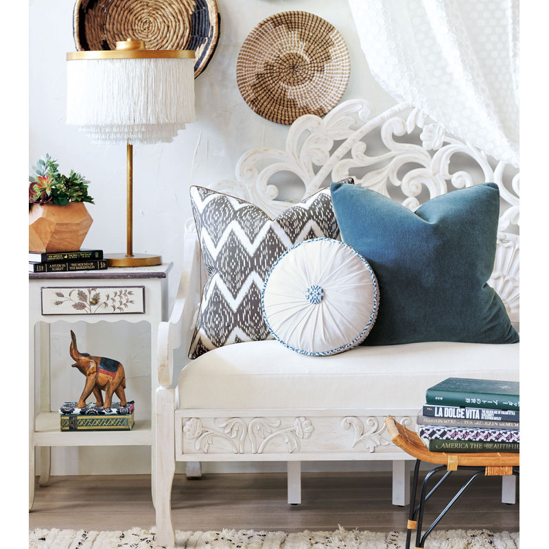 Bodie Square Pillow Cover & Insert