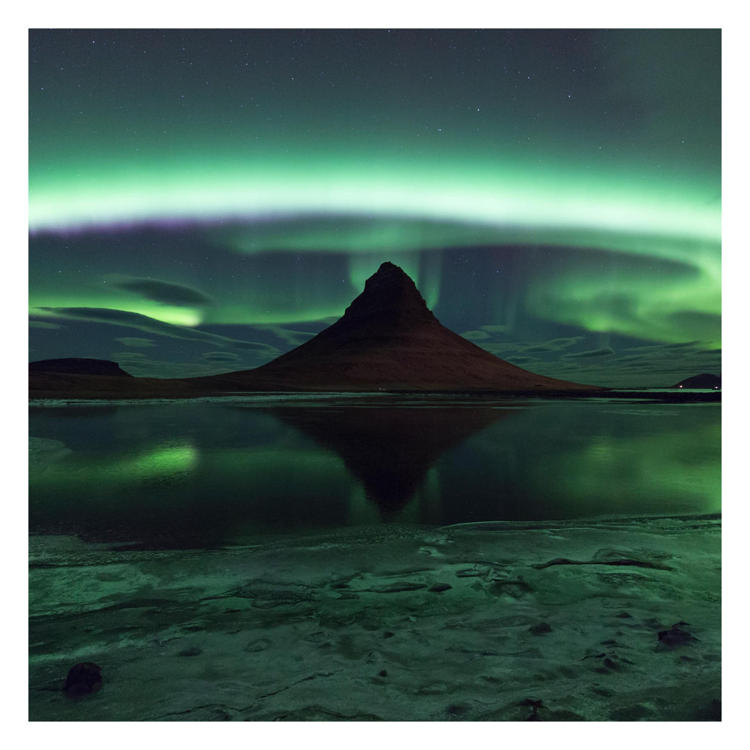 Strukturierte Tapete Northern Lights in Iceland 2,88 m x 288 cm