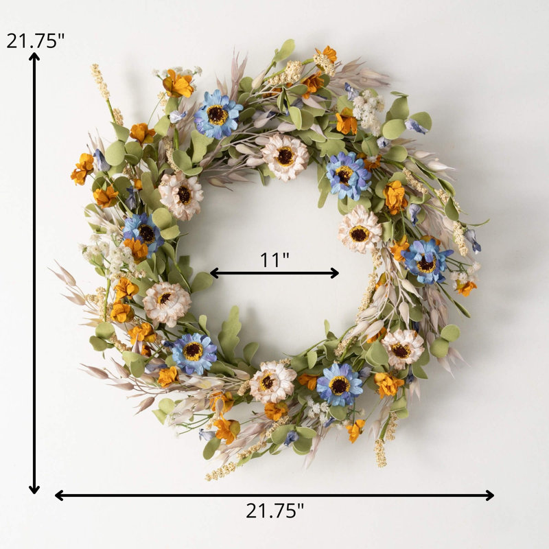 Couronne en plastique artificielle avec fleurs sauvages, H 21,75 po x l 21,75 po x P 3,5 po