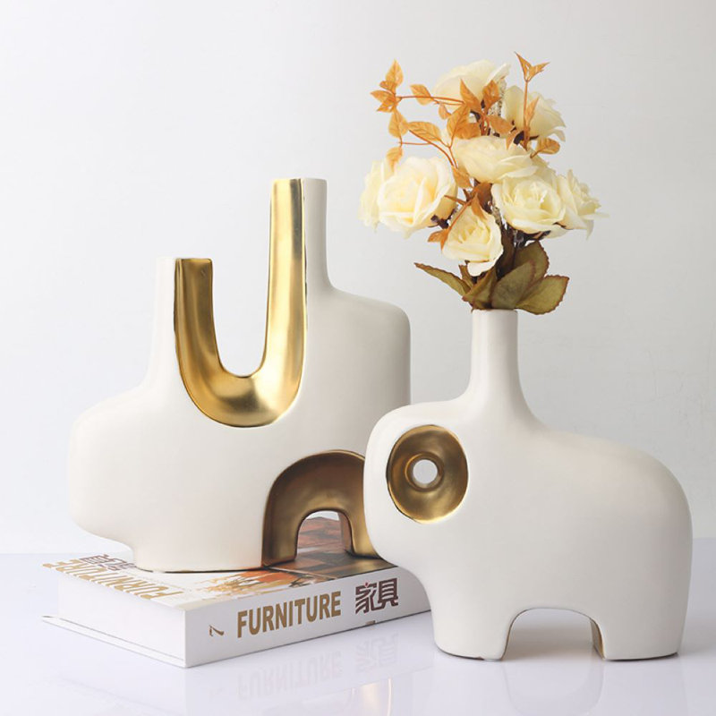 Ceramic / Porcelain Table Vase
