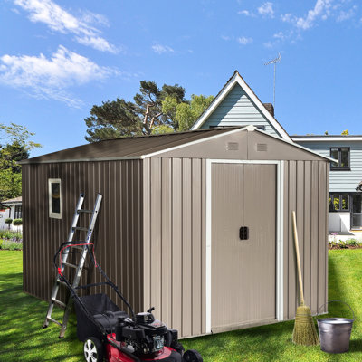 Remise extérieure en métal grise 8 pi x 10 pi avec structure en acier galvanisé, fenêtre, évents perforés, portes coulissantes verrouillables, évents de rangement faciles à installer pour une ventilation accrue, cadenas