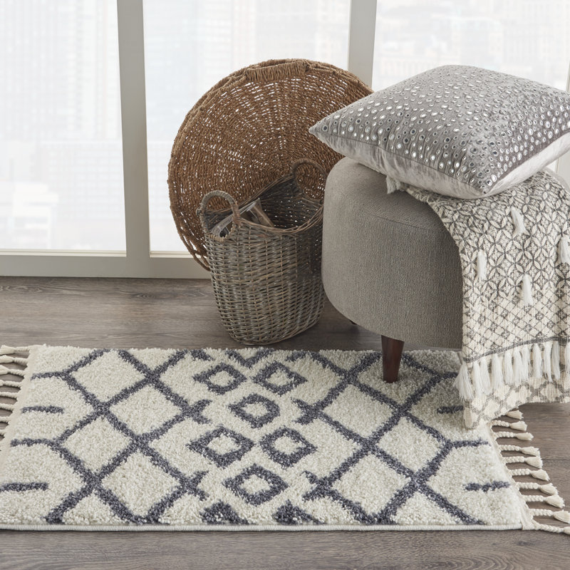 Indoor Rug, Rectangle 2'2" x 4'