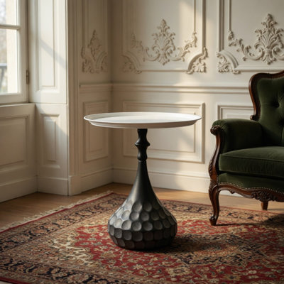 Table basse d'appoint en métal, table à piédestal pour le salon, texture martelée à la main, blanc et noir