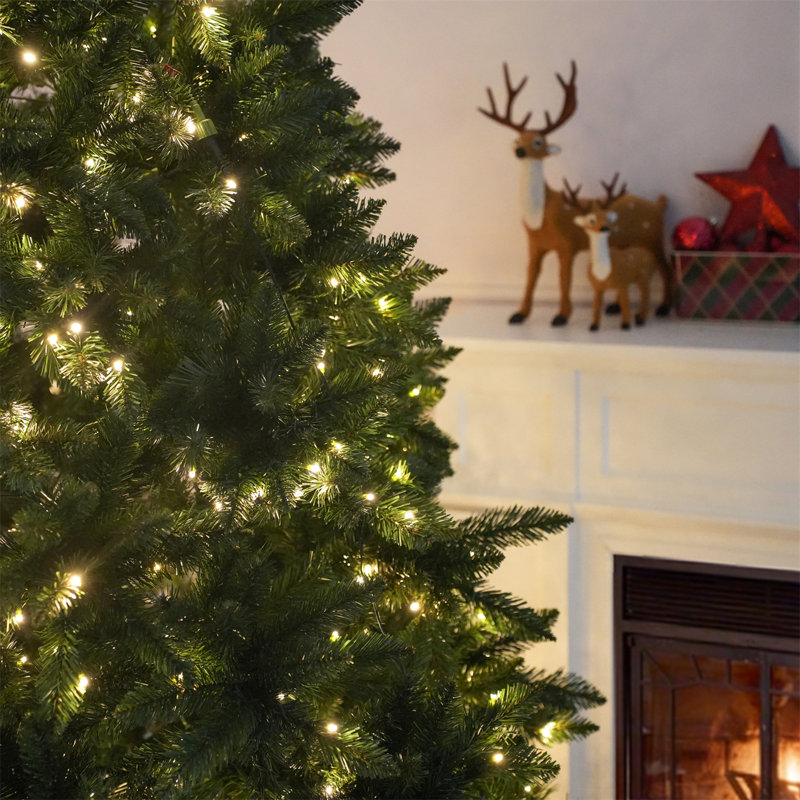 Artificial Christmas Tree, 6.96 ft, Pre-Lit