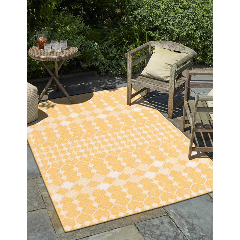 Tapis intérieur / extérieur jaune Artressia, Rectangle 4 pi x 6 pi